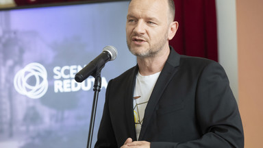 Klynstra-Komarnicki rozdał nagrody w teatrze o wartości 150 tys. zł. Teraz prosi o ich zwrot 