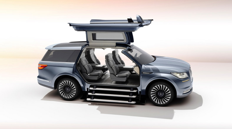 Lincoln Naviagtor Concept