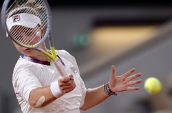 Krejcikova nie obroni tytułu w Paryżu. Odpadła w 1. rundzie French Open