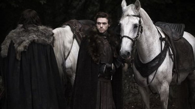 Brytyjski artysta wydeptał w śniegu herb Starków z "Gry o tron"