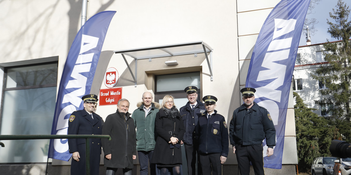 Posterunek przez ul. Necla 15-17 działa od poniedziałku do piątku przez 12 godzin dziennie. Pracuje w nim kilkunastu strażników miejskich. Uroczyste otwarcie z udziałem władz miasta odbyło się w zeszłym tygodniu. 