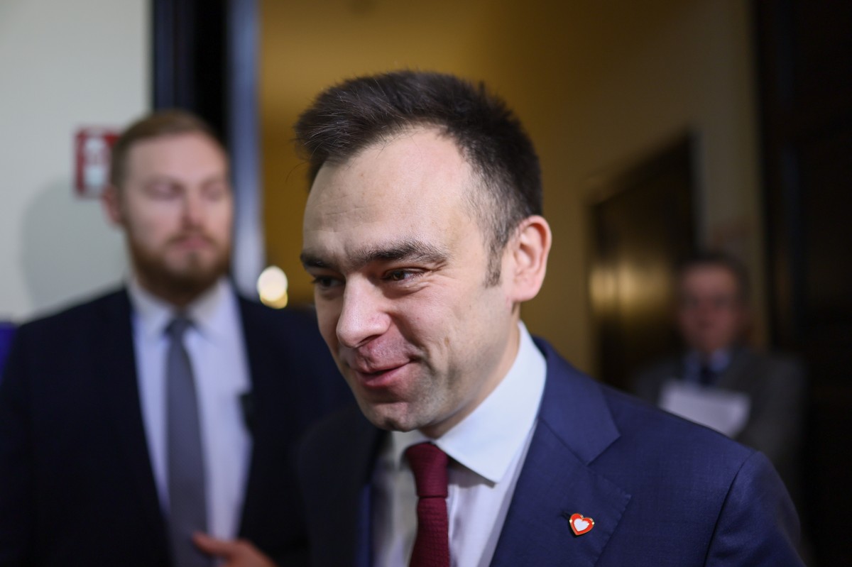 Rewolucja w Rządzie! Andrzej Domański – Pierwszy Superminister Finansów i Gospodarki w Polsce
