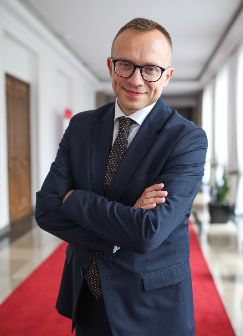 Wiceminister finansów Artur Soboń. 