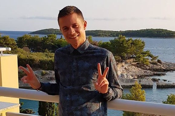 Hrvatski voditelj (37) o borbi sa HIV-om: "Ljudima je smetalo što sam u braku sa muškarcem, mi smo normalni"