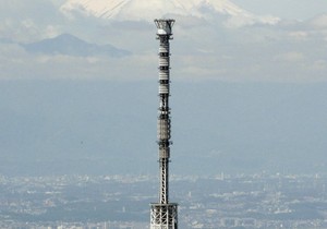 247670_the-worlds-tallest-tower-and-japans-biggest-new-landmark-the-tokyo-skytree-ap