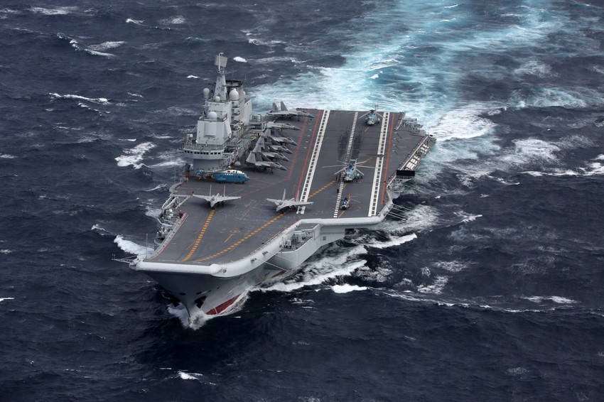 Nosač aviona Ljaoning stupio je u službu 2012.