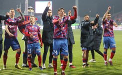 Ekstraklasa piłkarska. Szlagier rundy w stolicy, sporo zmian trenerów [ZAPOWIEDŹ]