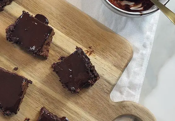 Brownie z batatów - słodkie, choć bez cukru. Piekielnie dobre!