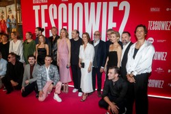 Premiera filmu "Teściowie 2". Kuna odsłoniła ramiona, Ostaszewska cała na biało [FOTO]