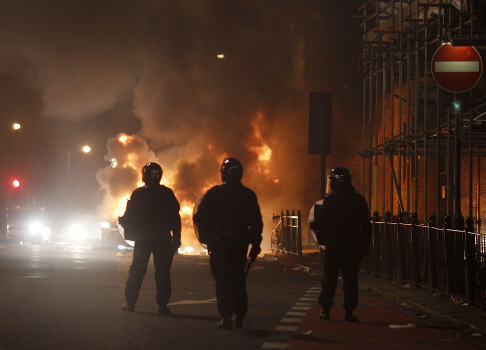 Policjanci patrolujący ulice Londynu, fot. Reuters