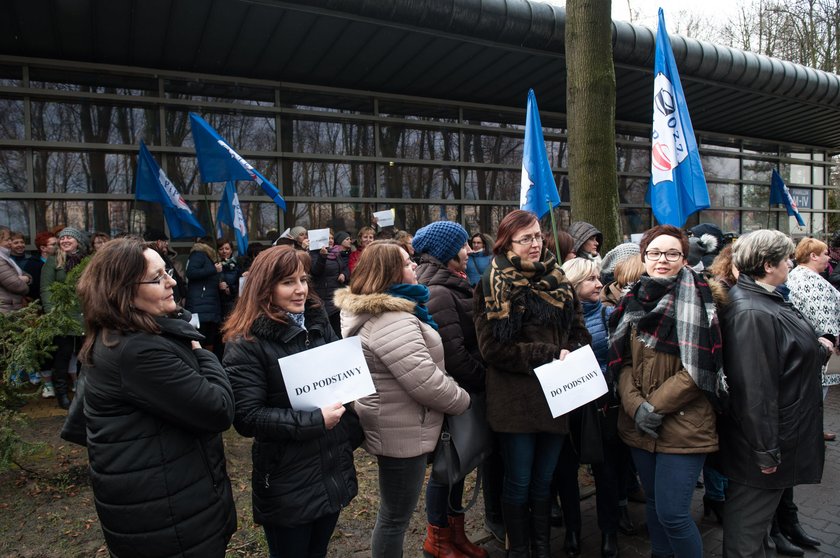 Protest pielęgniarek w szpitalu Jana Pawła II w Krakowie