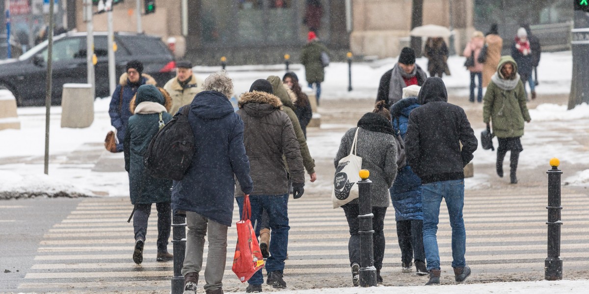 Najnowsze dane GUS dot. liczby ludności w Polsce za 2019 r. nie są pocieszające. Luka pomiędzy zgonami a urodzeniami jest największa od czasów II wojny światowej