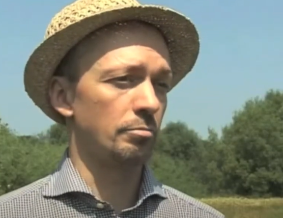 Roland prišiel o svoju manželku.