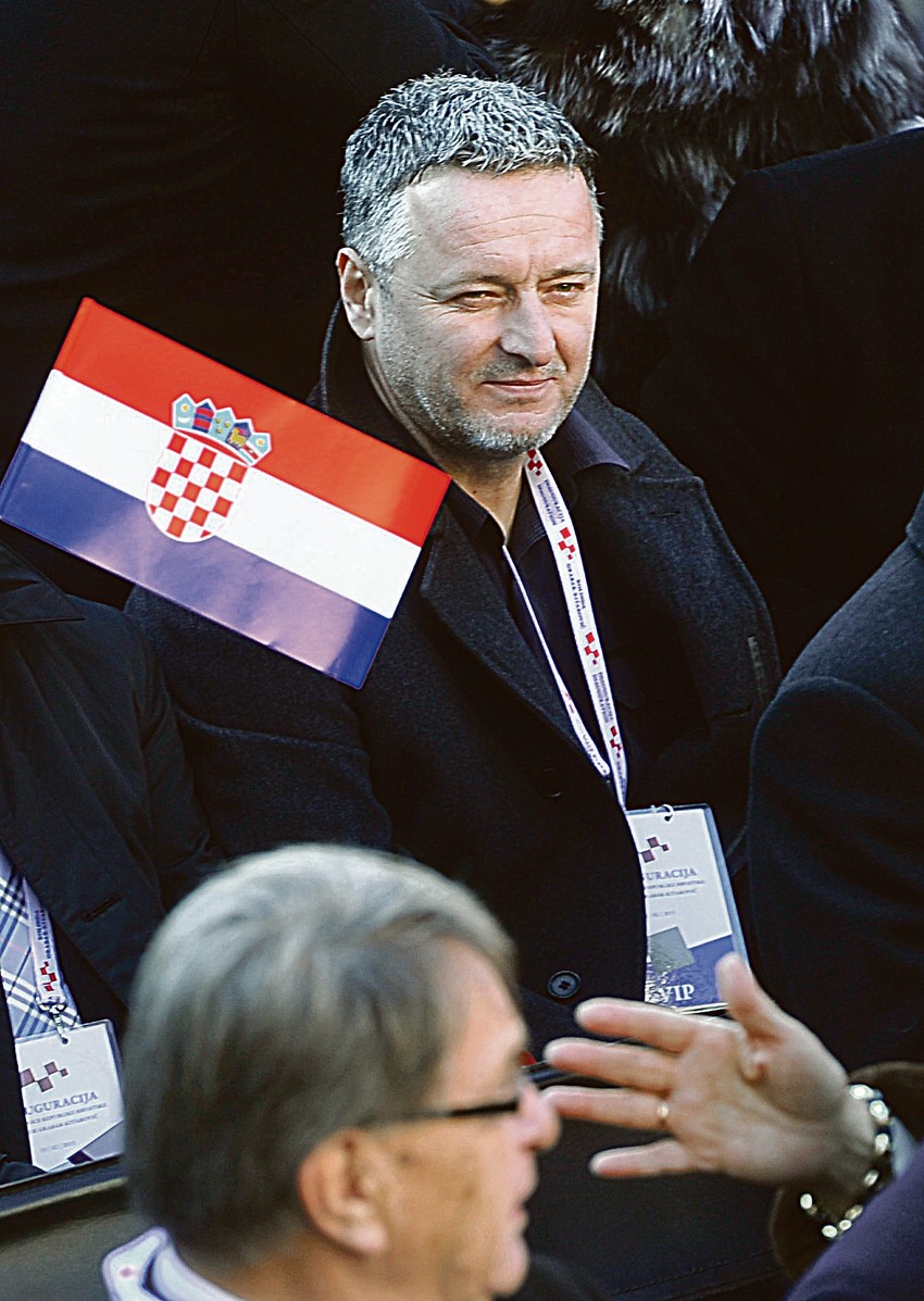 Srbomrzac Tompson: Ceo državni vrh treba da bude ovde