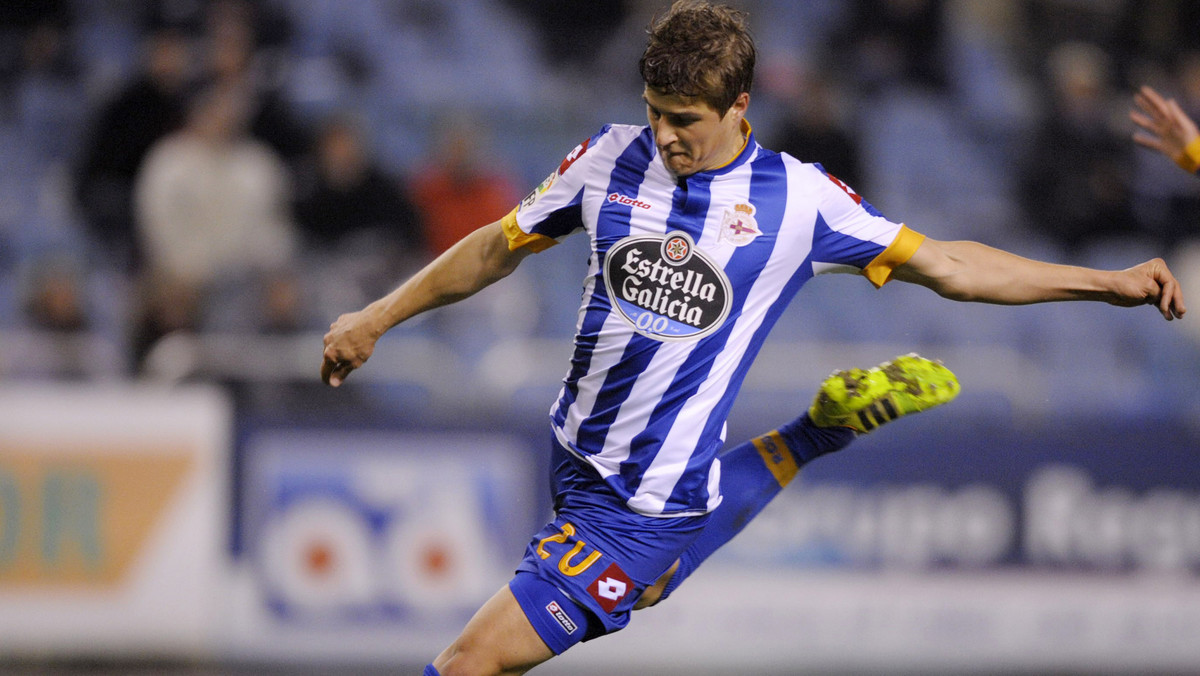 W pierwszym meczu dziesiątej kolejki Primera Division Deportivo La Coruna przegrało u siebie z Getafe 1:2. Pierwsza połowę w drużynie gospodarzy rozegrał Cezary Wilk.