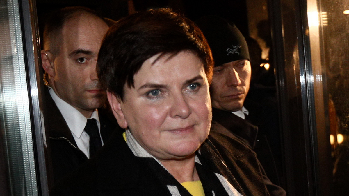 Beata Szydło będzie wicepremierem, prawdopodobnie odpowiedzialnym za politykę społeczną - powiedział szef MSWiA Mariusz Błaszczak. Według niego, koncepcja prac rządu, jaką przedstawi Mateusz Morawiecki, nie będzie zaskoczeniem, bo aktywność PiS opiera się na programie wyborczym.