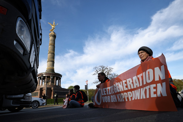 Protest aktywistów klimatycznych w Berlinie