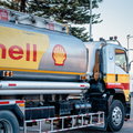 Bloomberg: Shell kupuje rosyjską ropę z rekordową zniżką