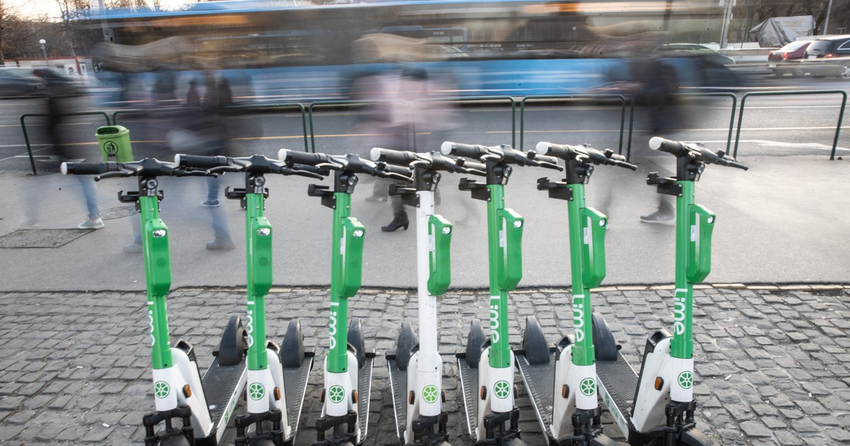 Rolleres támadott meg egy gyalogost Budapesten: életveszélyes sérülést szenvedett az áldozat