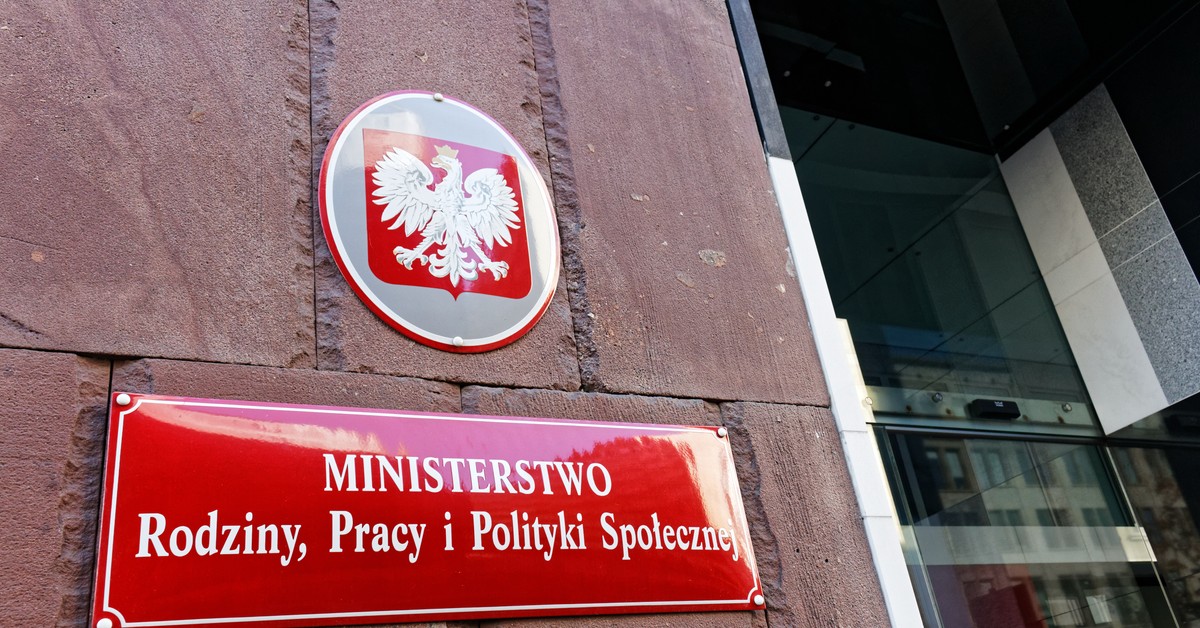 Skrócony tydzień pracy w Polsce? Rusza pilotaż – można dostać choćby 1 mln zł