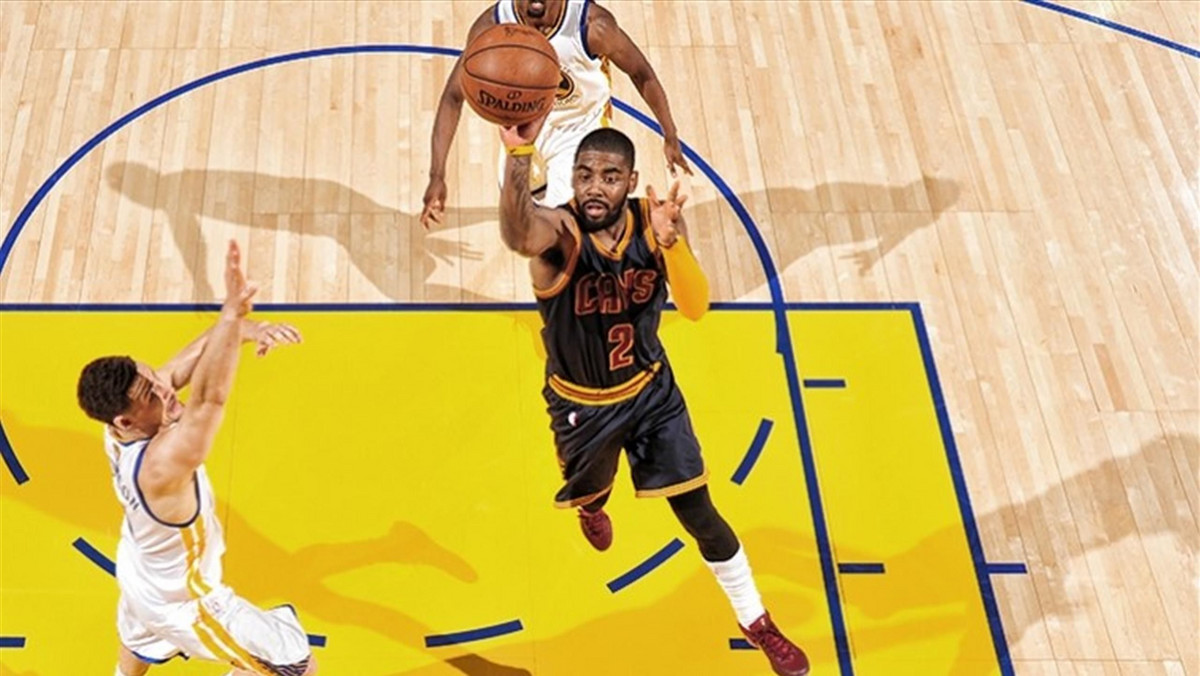 Na tę informację fani Cleveland Cavaliers czekali od początku obecnego sezonu NBA. Rozgrywający zespołu, jeden z jego najwiekszych gwiazdorów Kyrie Irving wrócił już do pełni zdrowia i jest gotowy do gry. Na parkiet wrócić ma w niedzielę w meczu z Philadelphia 76ers.