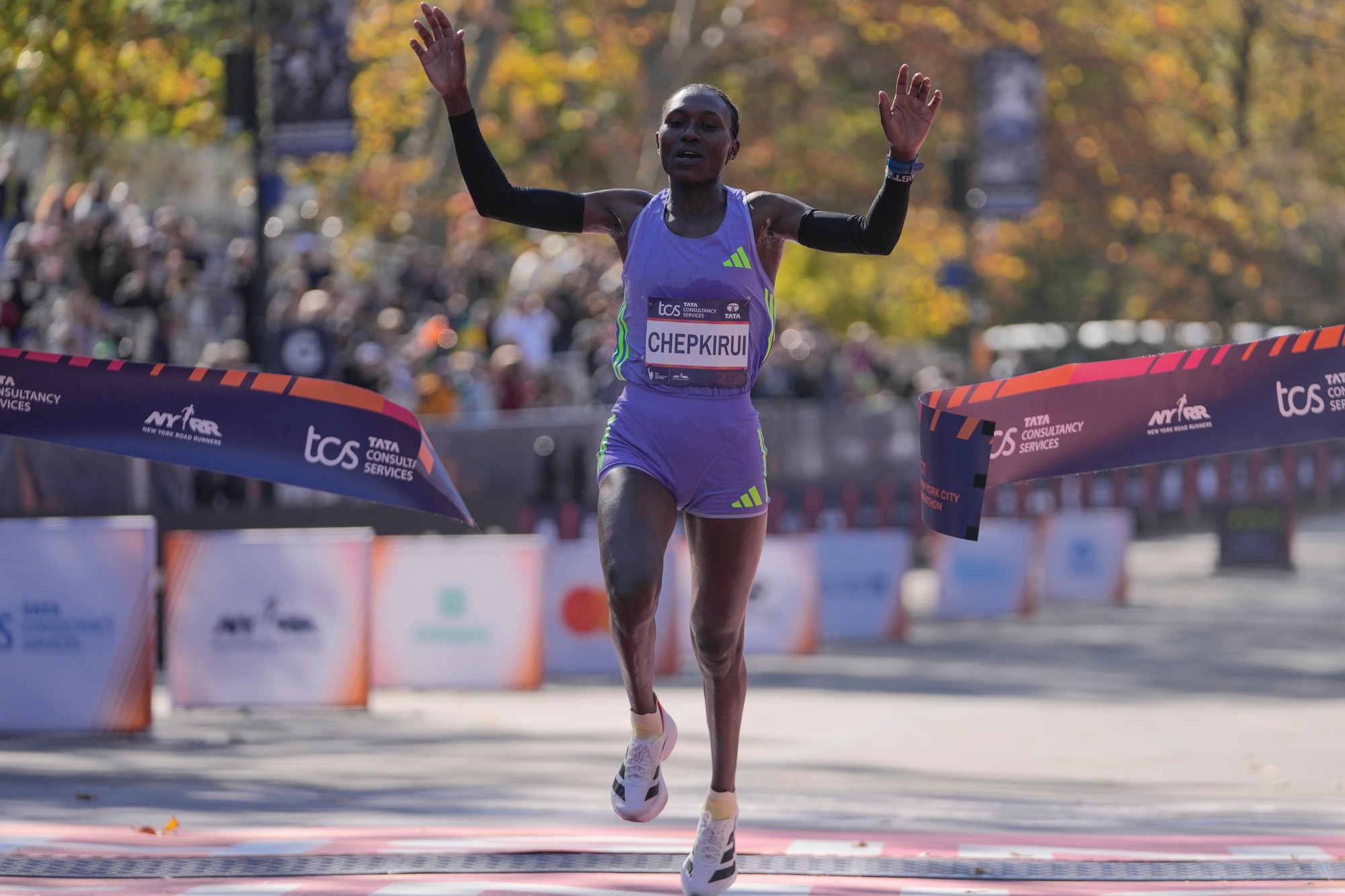 Keňanka Sheila Chepkiruiová sa stala víťazkou Newyorského maratónu v kategórii žien.