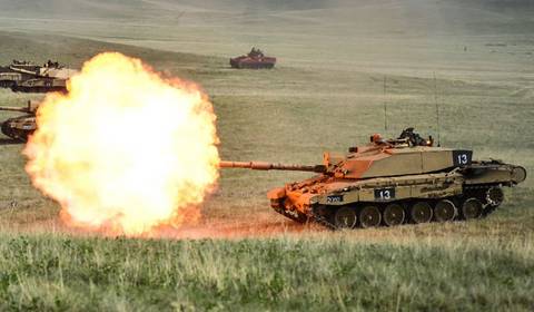 Ukraina otrzyma nową potężną broń. Wejdzie w rosyjskie czołgi jak w masło