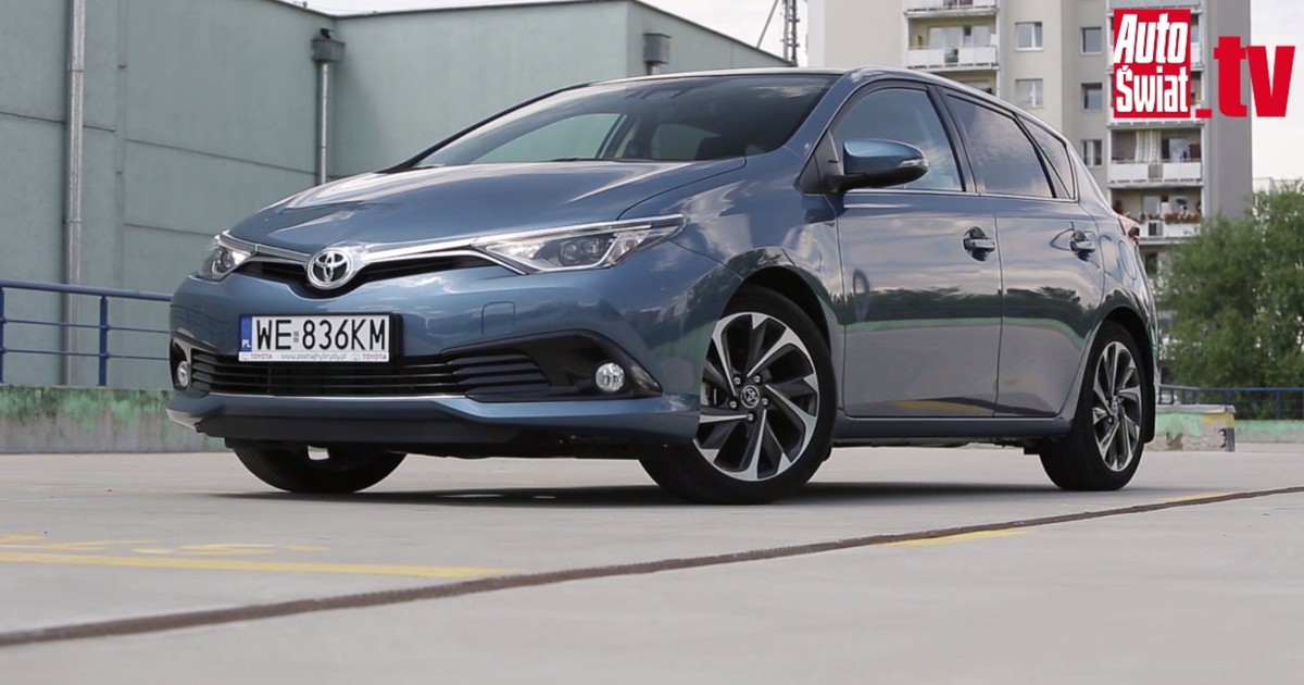 Toyota auris 1 поколение