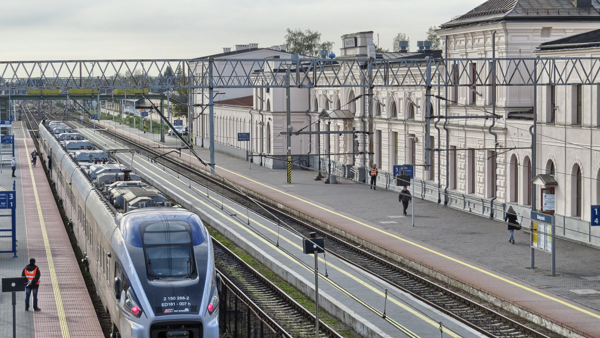 PKP SA zaprasza białostoczan na warsztaty kreatywne. Będzie można na nich wyrazić swoje oczekiwania na temat przyszłej funkcjonalności dworca kolejowego w Białymstoku, zanim przejdzie on modernizację.