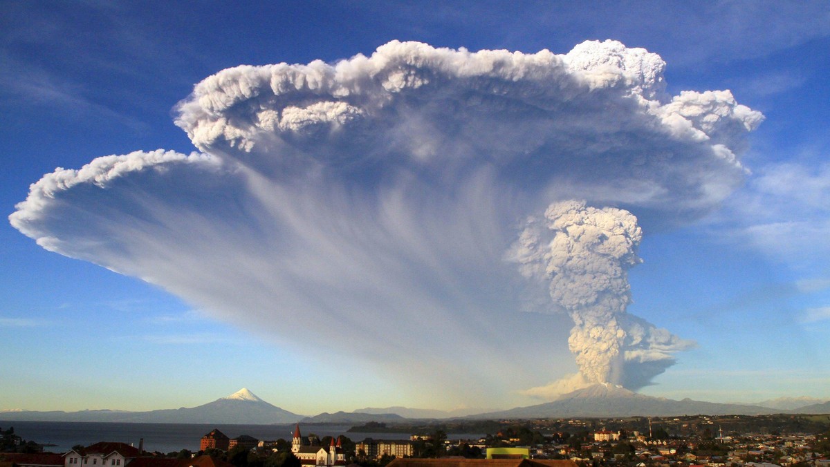 CHILE-VOLCANO/