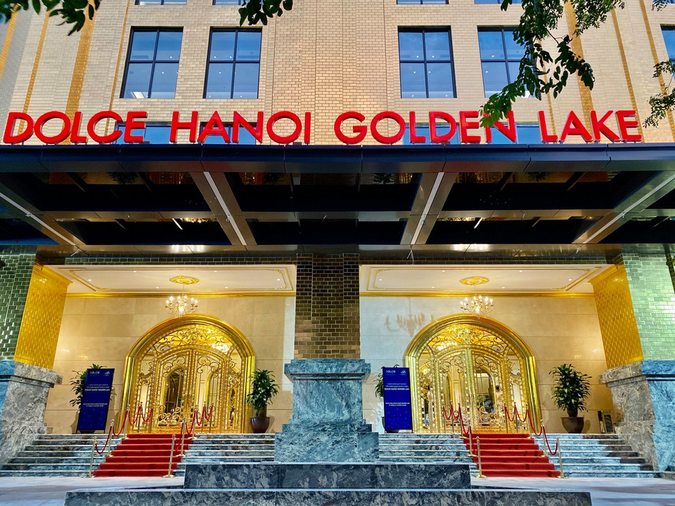 Dolce Hanoi Golden Lake. Złoty hotel w Hanoi, Wietnam