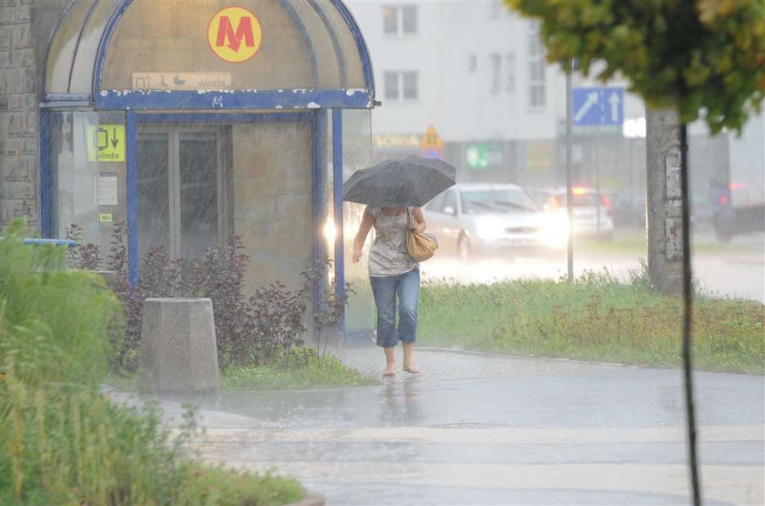 Uwaga na nawałnice! Konar zabił 30-latka!