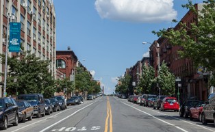 Nowy Jork chce zwiększyć do 2030 roku udział OZE w miksie energetycznym do 70 proc.