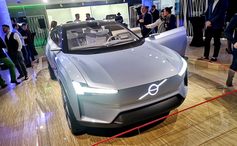 Volvo Concept Recharge