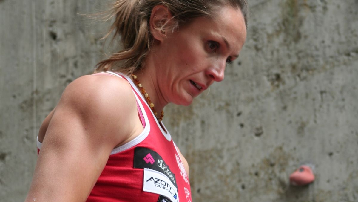 Edyta Ropek, zawodniczka Alpinus Azoty Tarnów Team, została mistrzynią Europy 2010 we wspinaczce sportowej w konkurencji wspinaczki na czas. Tym samym obroniła tytuł mistrzowski, który wywalczyła dwa lata temu w Paryżu.