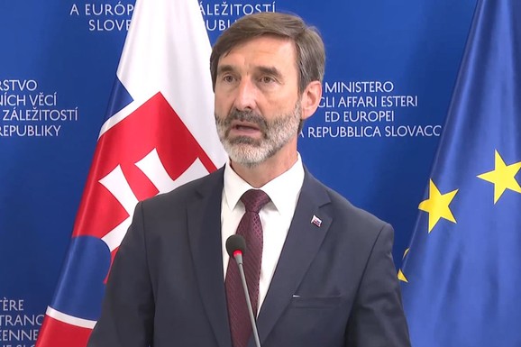 "NAŠ STAV JE ČVRST: NE PRIZNAJEMO TZV. KOSOVO" Ministar Slovačke poručio: "To je kršenje teritorijalnog integriteta Srbije"