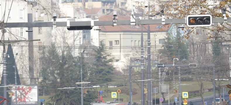 Kamere na sve strane