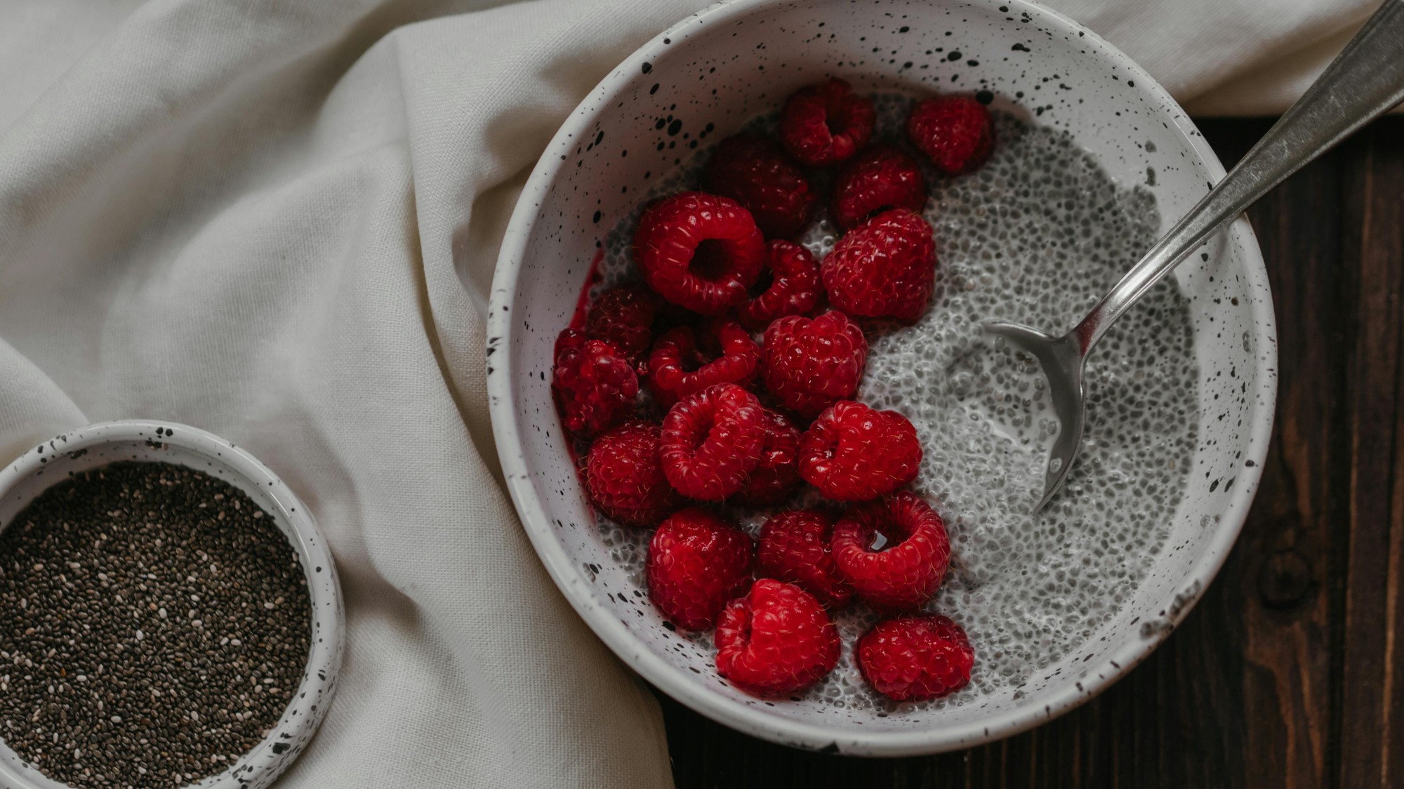 Vyskúšajte chia semienka na raňajky.