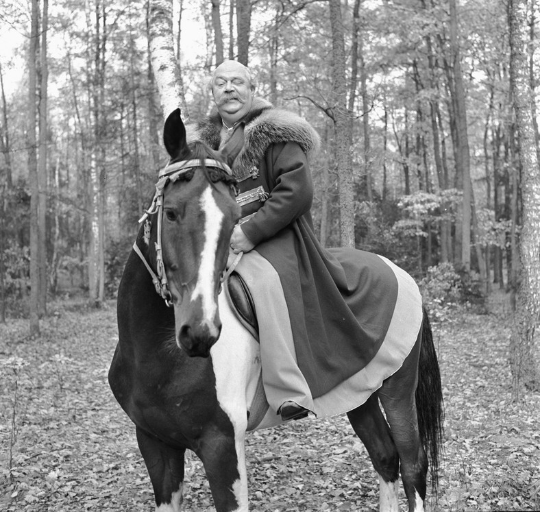 Mieczysław Pawlikowski jako Zagłoba na planie filmu "Pan Wołodyjowski" (1967)