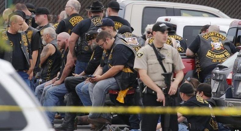 9 killed in Texas shootout