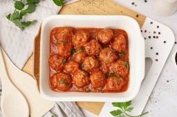 pyszny obiad na piątek. podajemy przepis, ty gotujesz. pulchne i puszyste pulpety z ryby w pomidorach