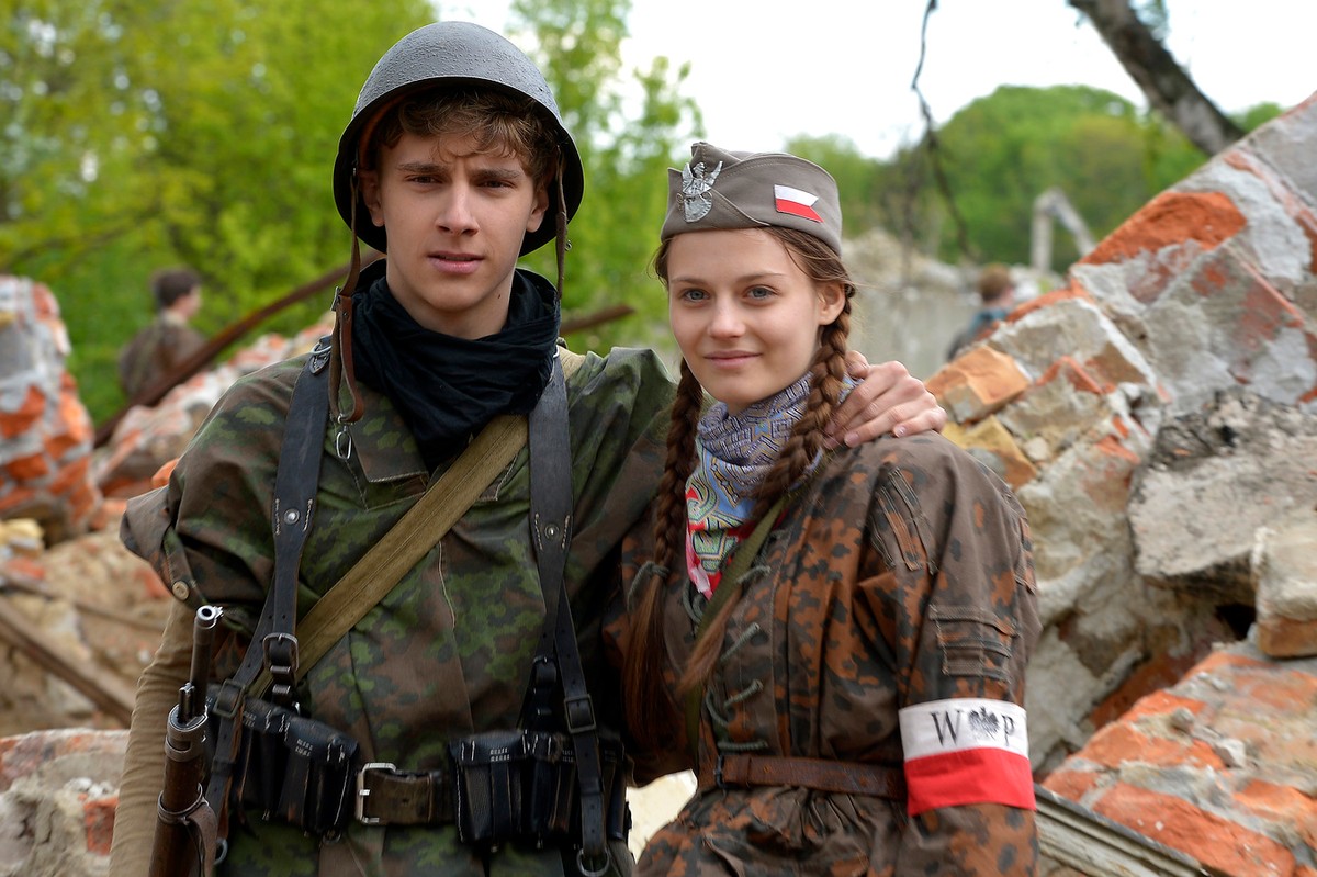Musiał na plan "Czasu honoru" dotarł tuż po maturze z języka polskiego.