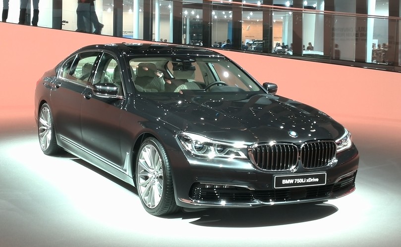 BMW serii 7 - światowy luksusowy samochód 2016