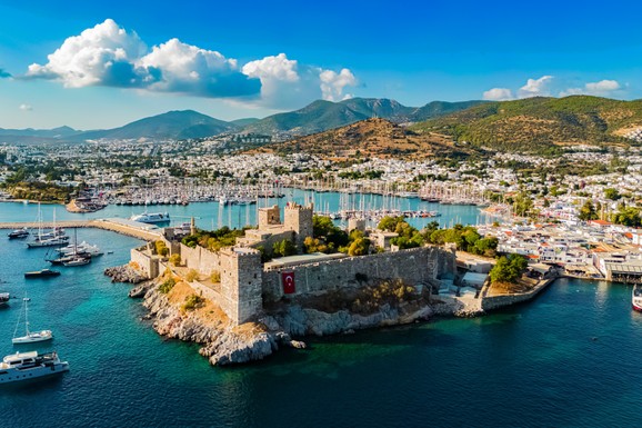 NEMA EES-a, ARANŽMANI VEĆ OD 260 EVRA Top 5 destinacija u Turskoj: Jedna pogodnost posebno će obradovati porodice sa decom, a evo koje mesto je top za zahtevnije putnike