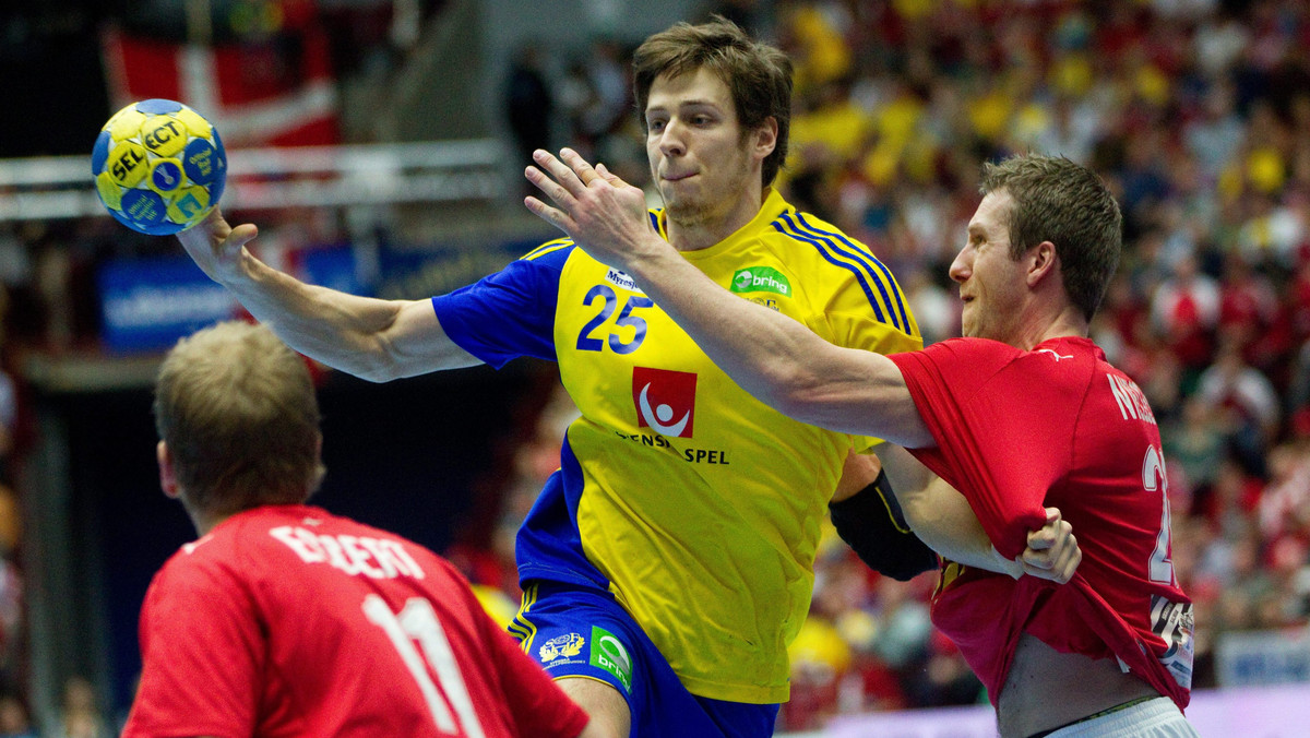 Dania pokonała gospodarzy - Szwecję 27:24 (17:11) w meczu na szczycie grupy II mistrzostw świata w piłce ręcznej 2011, które rozgrywane są w Szwecji.