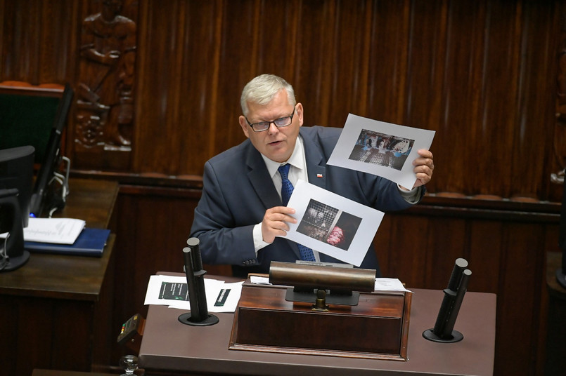 Ustawa o ochornie zwierząt: Koalicja rozbija się o nutrie i fretki