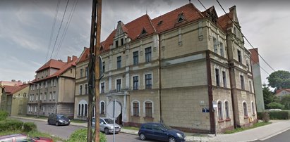 "Gazeta Wrocławska": Ksiądz wyrzuca ludzi z mieszkań, żeby zamienić je w apartamenty