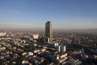 Prezydent Meksyku reformuje kraj. Chce powierzyć amerykańskim koncernom złoża ropy