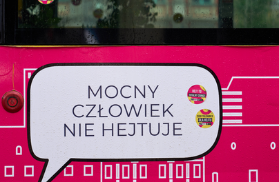 Kampania #HejtOVER trafiła do szkół podstawowych