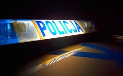 Pijany kierowca spowodował kolizję. Winę na siebie próbowała wziąć niewiele mniej pijana pasażerka